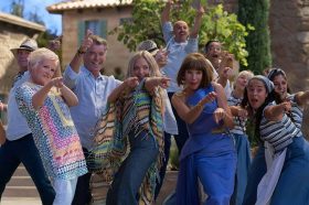 [Review] Mamma Mia: Yêu lần nữa – Xứng đáng cho 10 năm chờ đợi